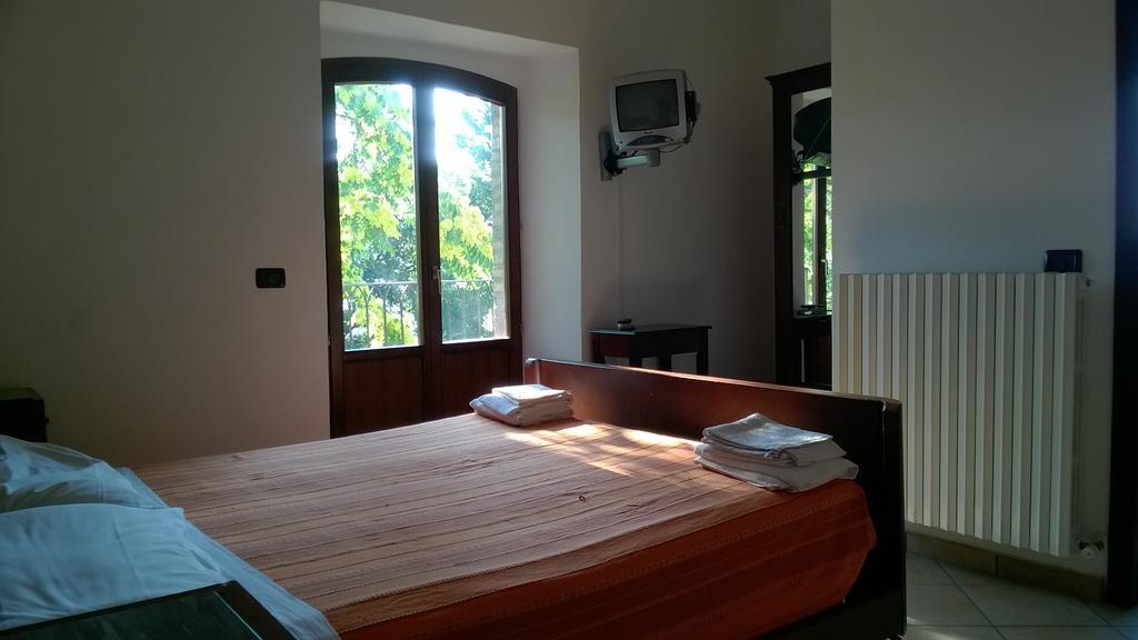 Bed and Breakfast Agriturismo Za Beata Penna Sant'Andrea Exterior foto
