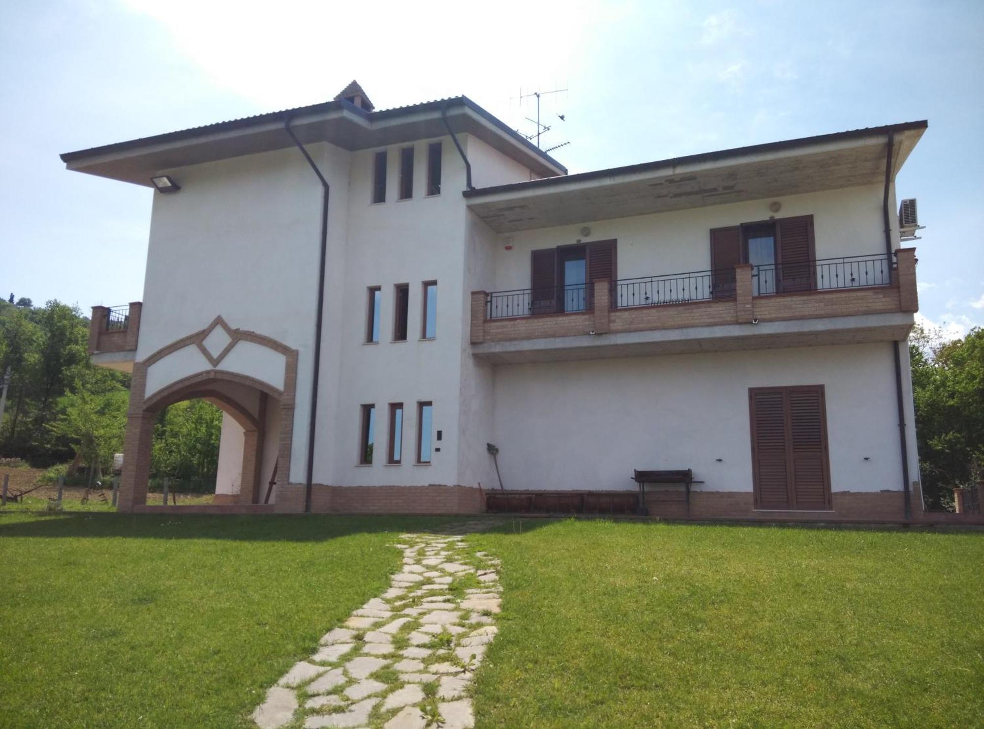 Bed and Breakfast Agriturismo Za Beata Penna Sant'Andrea Exterior foto